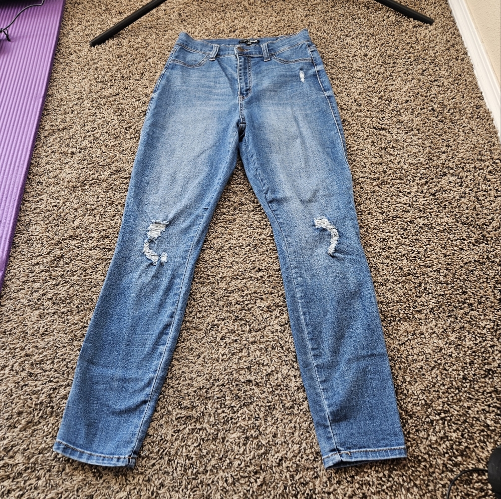Fashion Nova Jean's